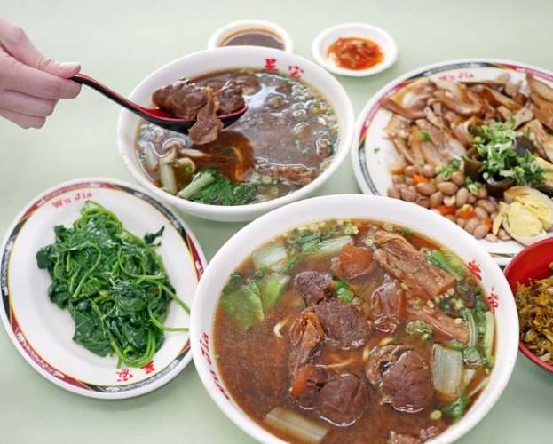 台南中華路平價美食 台南中華路平價美食