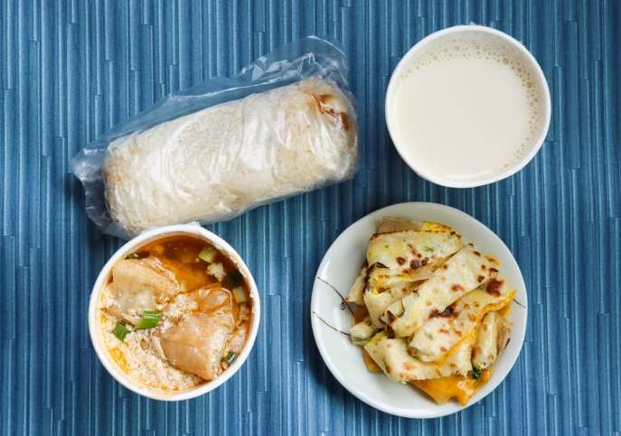 興安路烤肉飯 興安路烤肉飯
